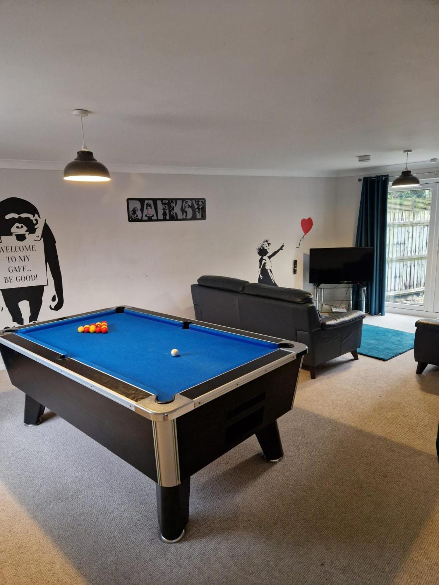 Hereford - Finch House - Modern 4 Bedroom House Located In South Hereford, Dog Friendly With Nearby Countryside, Pool Table, Sleeps Up To 10 Guests - Hosted By Rentmyhouse Εξωτερικό φωτογραφία